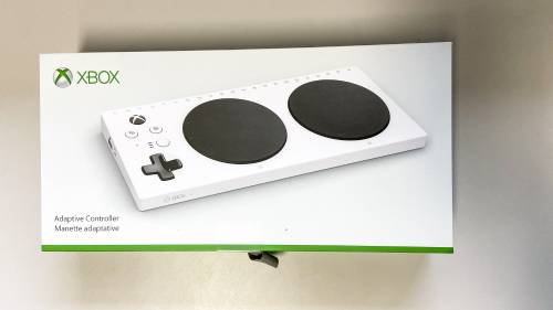 Xbox Adaptive Controller (XAC)